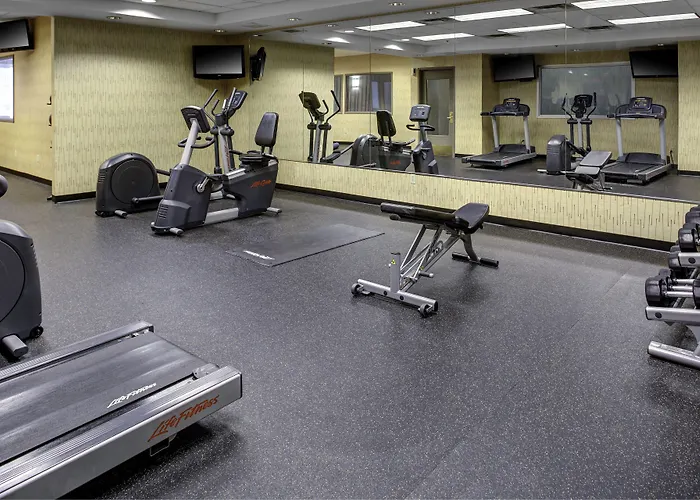 Holiday Inn Express Hotel & Suites Pittsburgh-South Side By Ihg