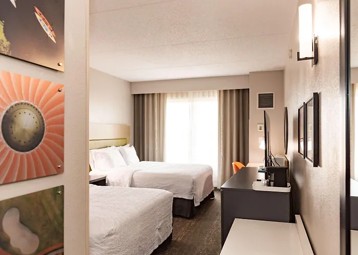 Hampton Inn & Suites By Hilton- Newark Airport Elizabeth