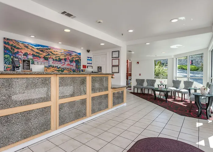 Pacifica Beach Hotel