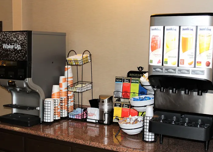 Comfort Inn & Suites Chesterfield - St Louis