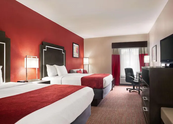 Days Inn & Suites By Wyndham Murfreesboro I-24 East