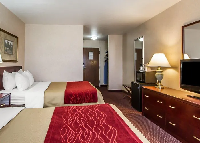 Quality Inn & Suites Fort Madison Near Hwy 61