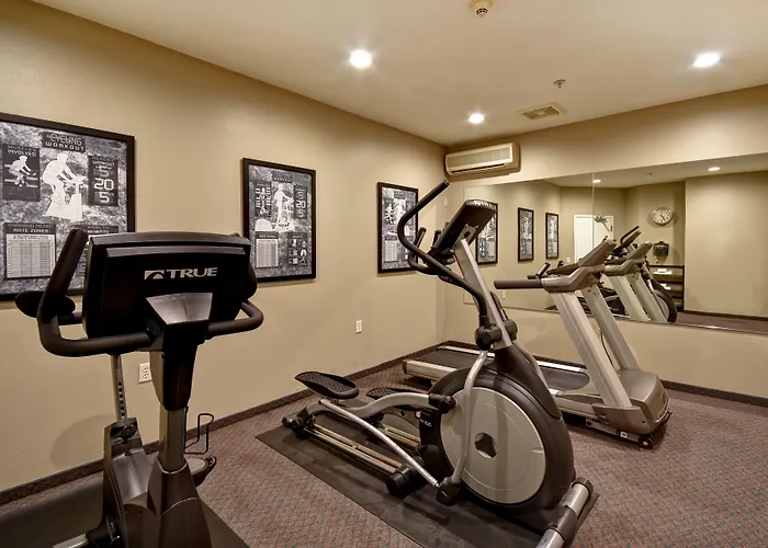 Grandstay Hotel & Suites La Crosse