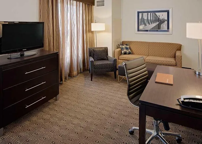 Homewood Suites By Hilton Manchester/Airport