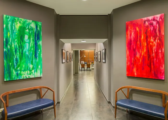 Kinzie Hotel