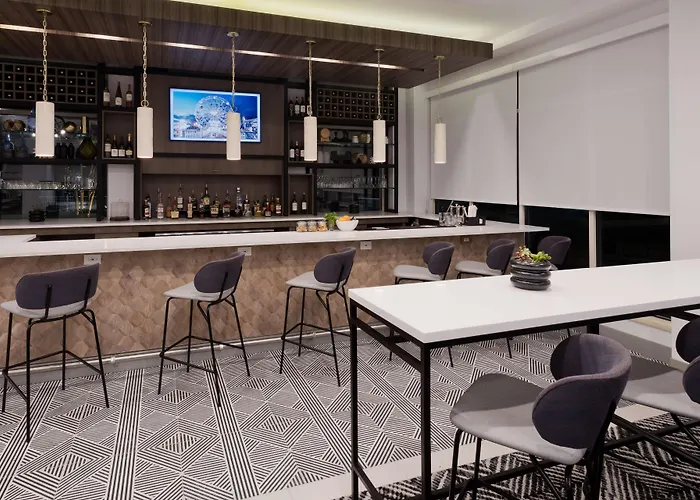 Hilton Garden Inn Birmingham/Lakeshore Drive