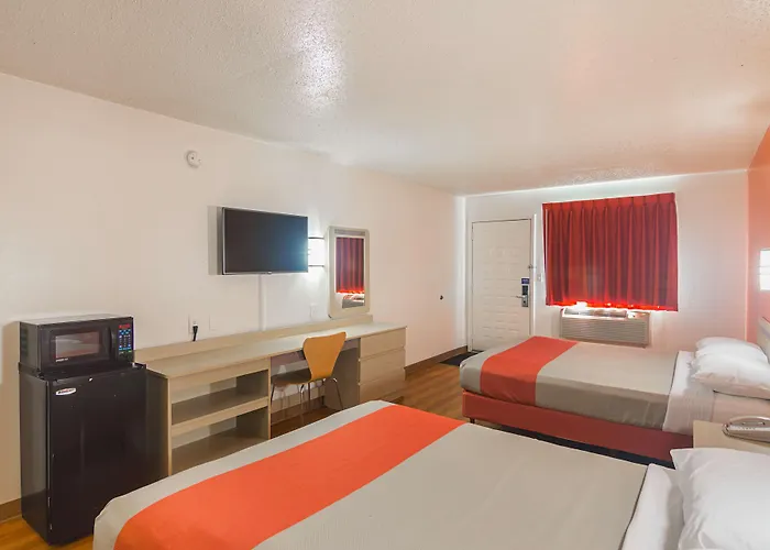 Motel 6-Lawton, Ok