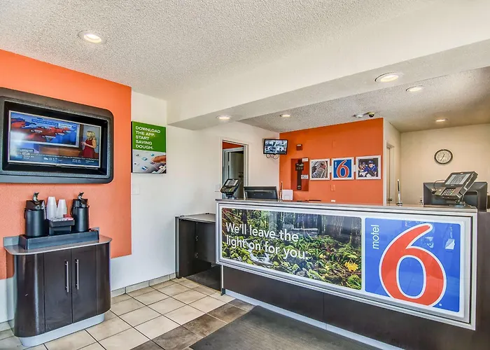 Motel 6-Stockton, Ca - Charter Way West
