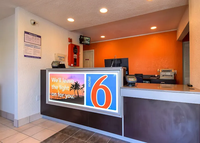 Motel 6-Rowland Heights, Ca - Los Angeles - Pomona
