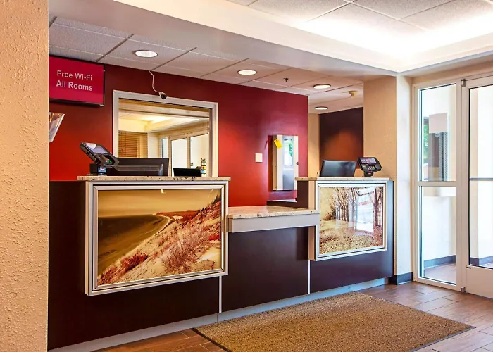 Seasons Inn Traverse City
