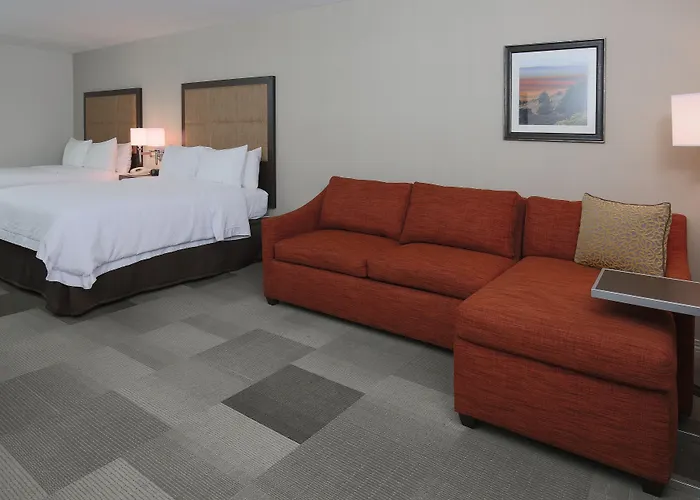 Hampton Inn & Suites Camarillo