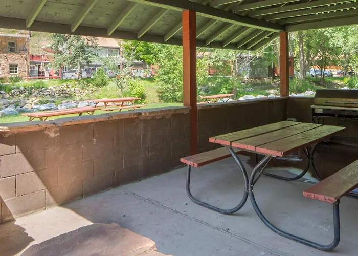 A-Lodge Boulder