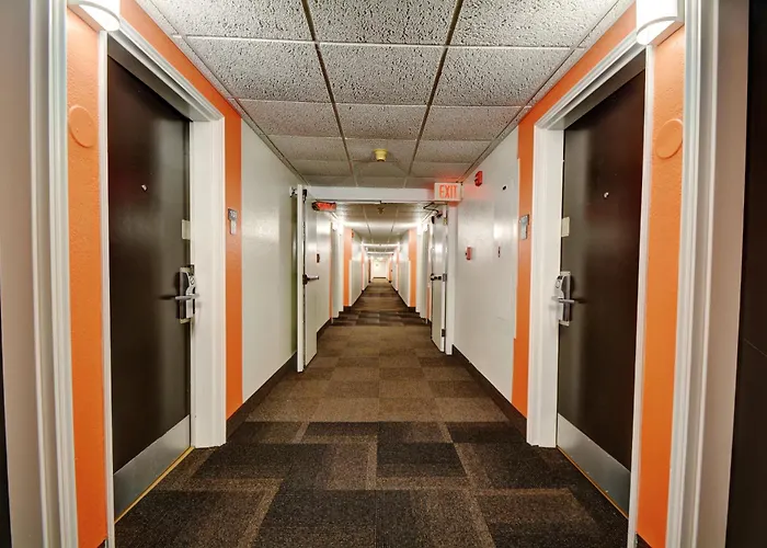 Motel 6-Newport, Ri