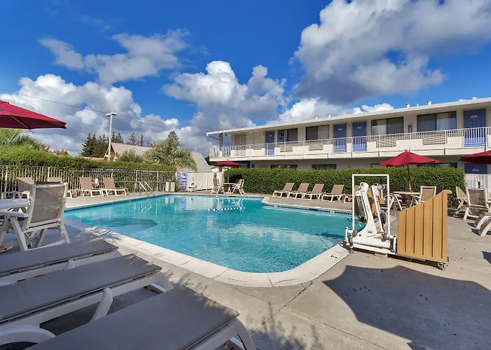 Motel 6 Santa Rosa - South