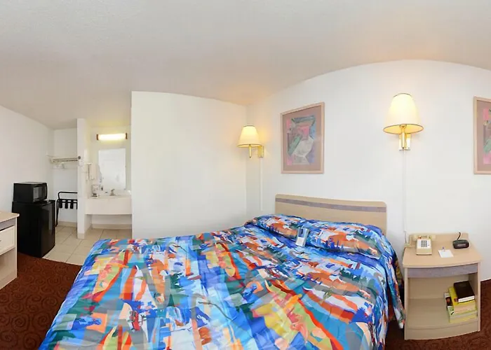 Americas Best Value Inn - Lincoln