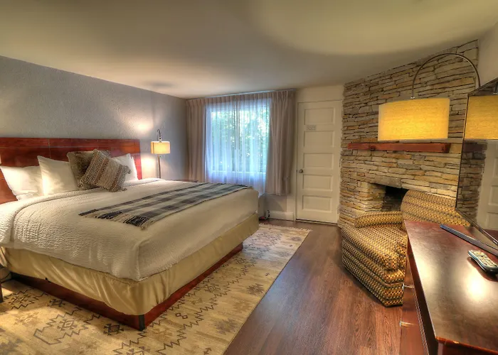 River Edge Inn