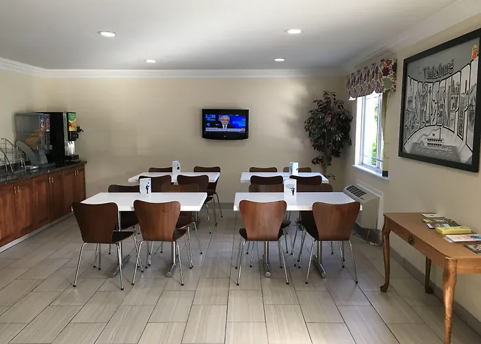 Super 8 By Wyndham Vicksburg