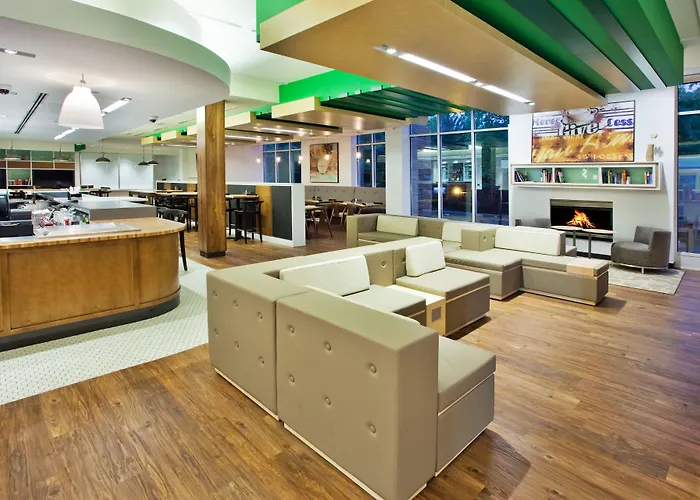 Holiday Inn Atlanta-Gas South Arena Area By Ihg