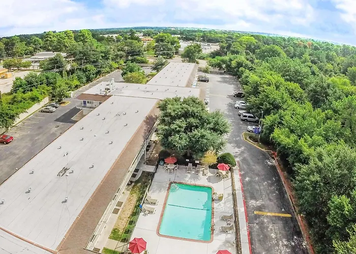 Motel 6-Huntsville, Tx