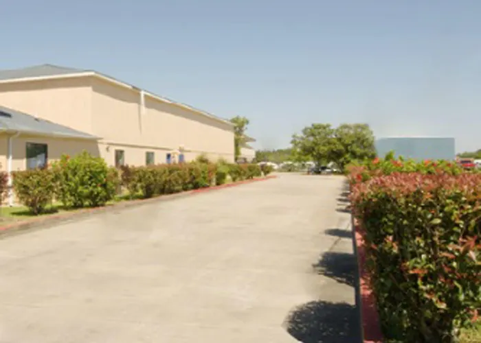 Americas Best Value Inn And Suites Groves