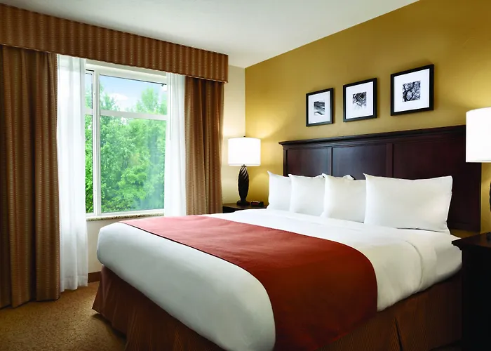 La Quinta Inn & Suites By Wyndam Knoxville West