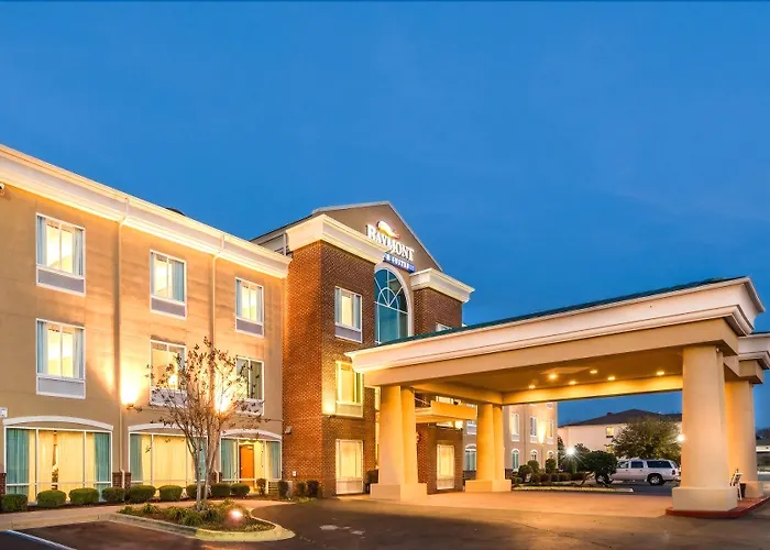 Baymont By Wyndham Montgomery South