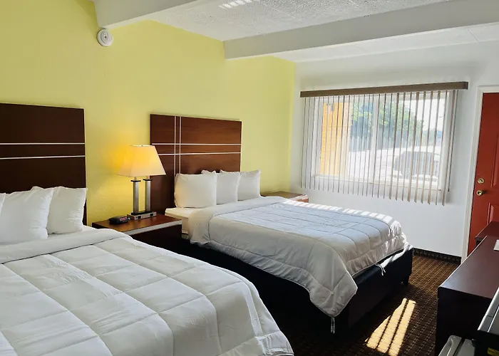 Quality Inn East Dubuque