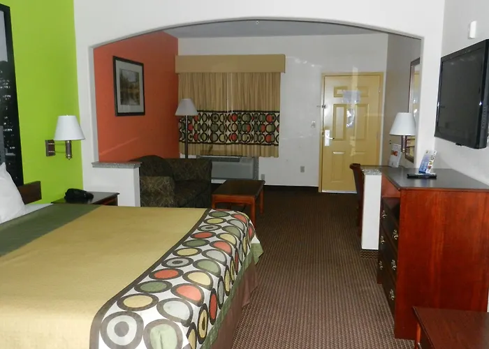 Super 8 By Wyndham Humble/Fm 1960/Hwy 59