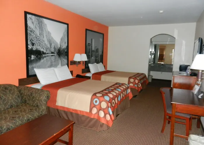 Super 8 By Wyndham Humble/Fm 1960/Hwy 59