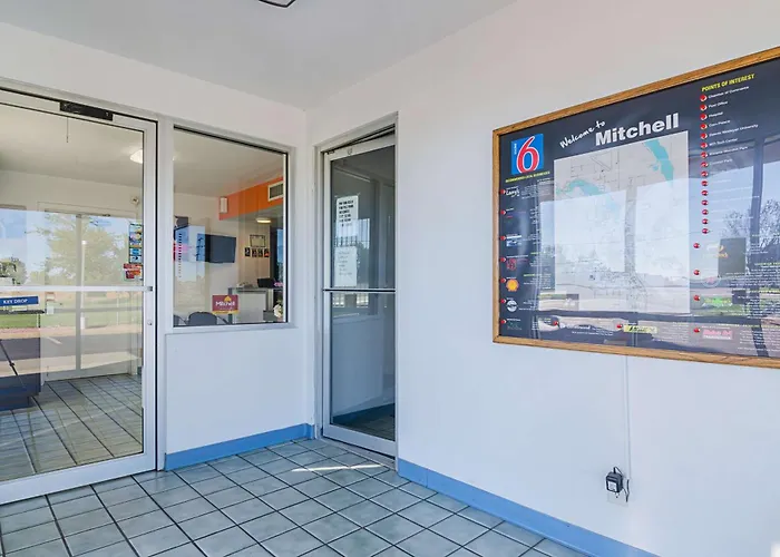 Motel 6-Mitchell, Sd
