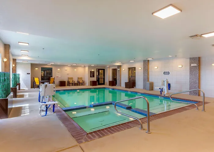 Best Western Plus Red River Inn