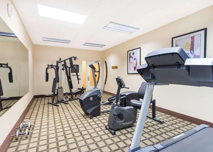 Baymont By Wyndham Plymouth