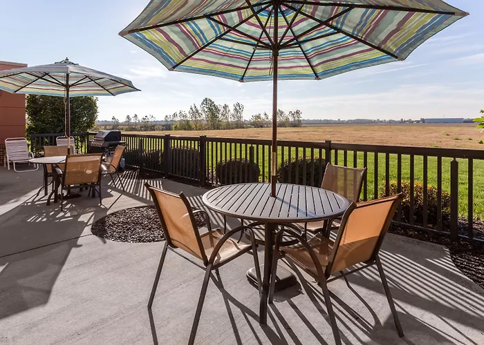 Holiday Inn Express Hotel & Suites Bowling Green By Ihg