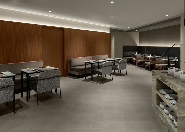 Ac Hotel By Marriott Arlington National Landing