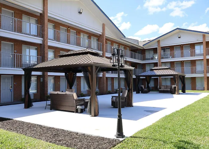 Days Inn & Suites By Wyndham Bossier City La Shreveport