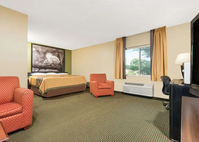 Super 8 By Wyndham Olney