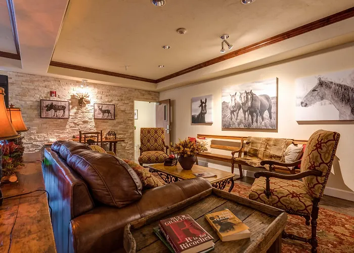 Grand River Hotel