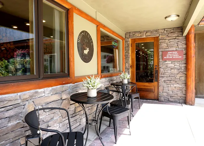 Moose Creek Inn