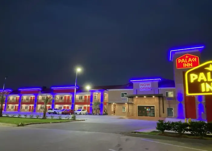 Palaceinn-Arcola