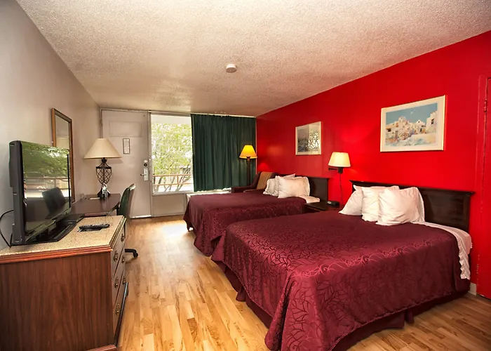 Norfolk Country Inn And Suites