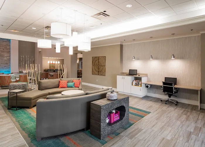 Holiday Inn & Suites Lake City By Ihg