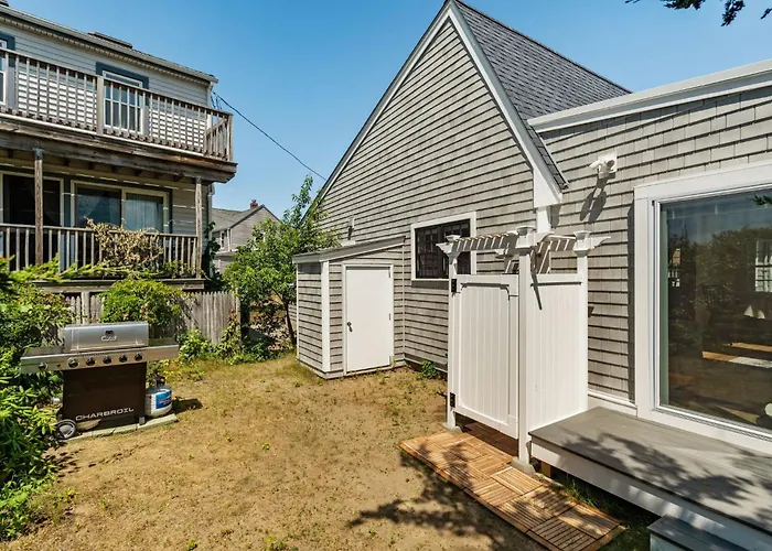 Beach Plum Cottage Steps To Beach Loft Ac
