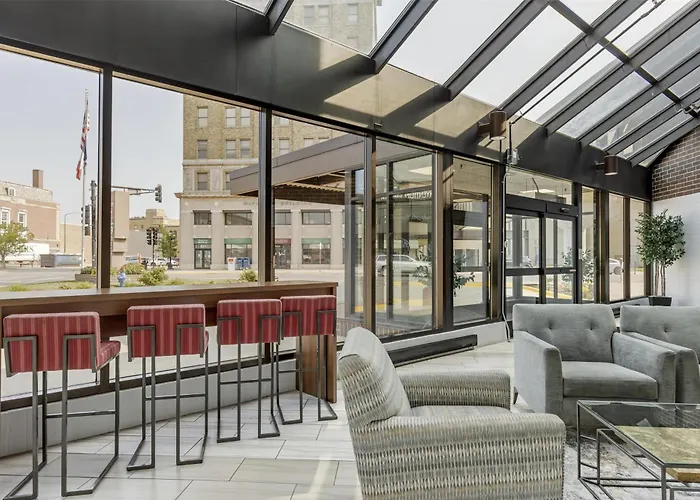Executive Residency By Best Western Waterloo & Cedar Falls