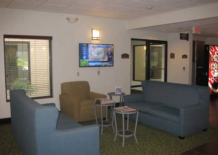 Best Western Plus Springfield Airport Inn