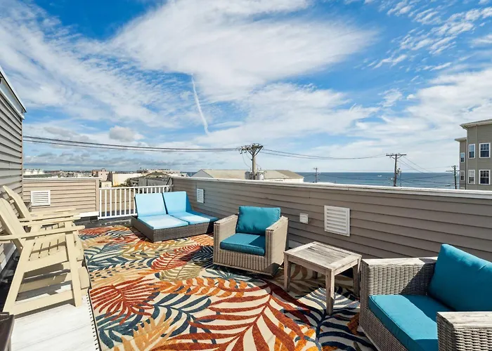 Ocean Hideaway Rooftop Deck Fireplace