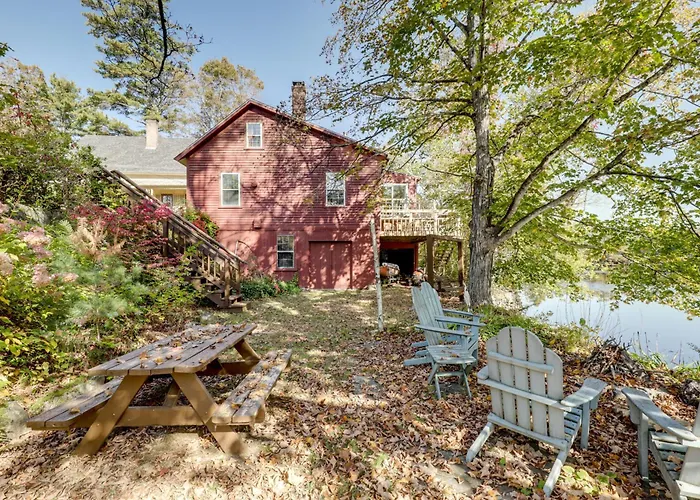 All-Season Lakefront Escape 8 Mi To Mount Sunapee