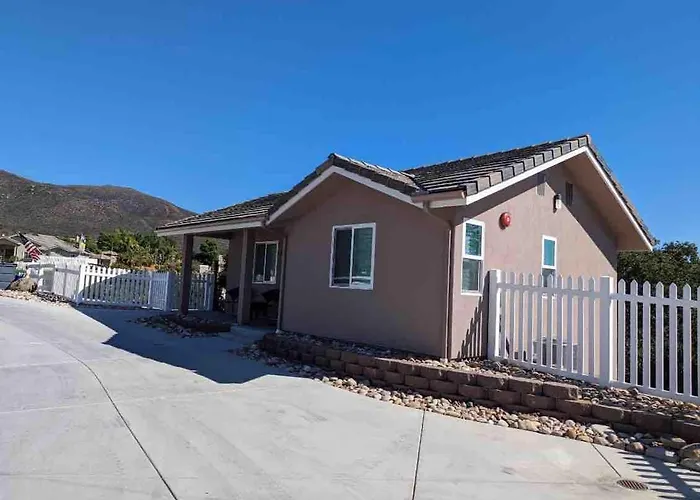 Alpine'S Gorgeous Guest Home