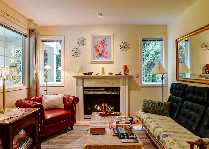 Riverside Bliss Cozy Beds, Fireplace And Gbit Wifi