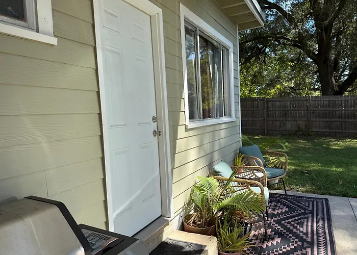 Guest House Near Fsu And The Airport