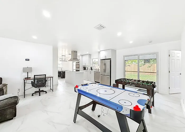 Delray Beach Escape | Near Downtown & Beaches